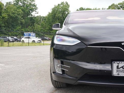 Used 2021 Tesla Model X Long Range AWD/4WD image 14
