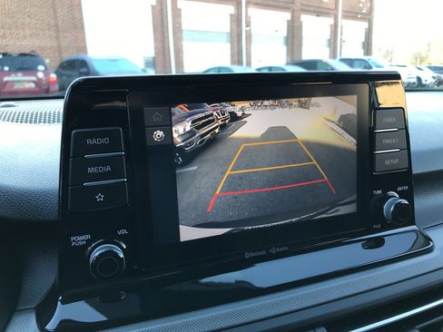 Used 2022 Kia Seltos LX image 19