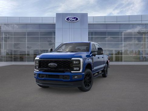 New 2026 Ford F250 Lariat w/ Black Appearance Package image 2
