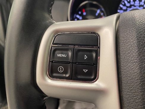 Used 2012 Chrysler 200 Touring w/ Cold Weather Group image 10