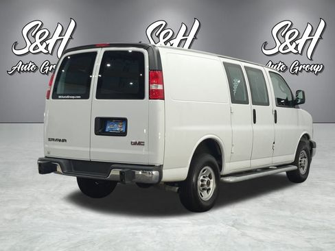 Used 2024 GMC Savana 2500 w/ Driver Convenience Package image 17