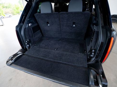 Used 2023 Land Rover Range Rover Long Wheelbase Autobiography image 60