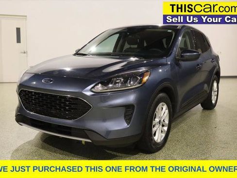 Used 2020 Ford Escape SE FWD image 3