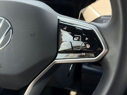 Used 2025 Volkswagen ID. Buzz Pro S image 25