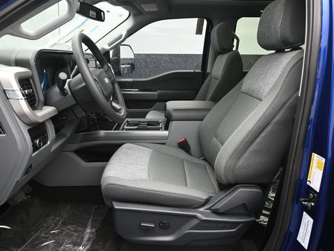 New 2026 Ford F250 XLT w/ XLT Premium Package AWD/4WD image 18