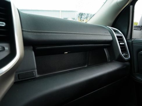 Used 2024 RAM 2500 Laramie w/ Safety Group AWD/4WD image 28