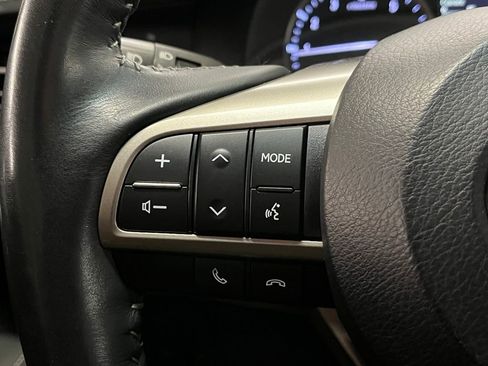 Used 2018 Lexus ES 350 w/ Luxury Package w/Wood Trim image 23