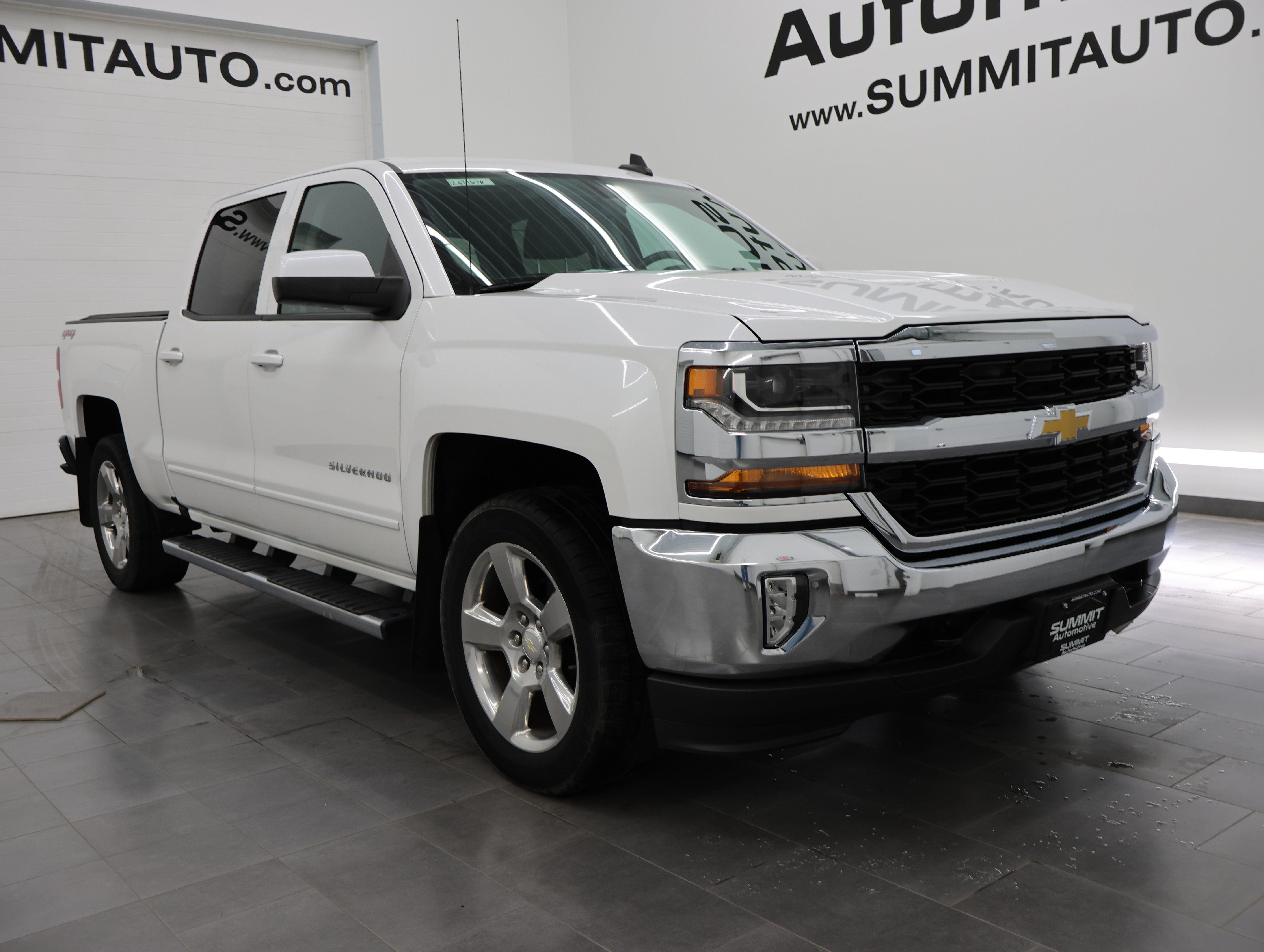 Used 2016 Chevrolet Silverado 1500 LT w/ All Star Edition AWD/4WD image 2