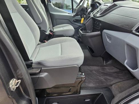 Used 2017 Ford Transit 150 XLT image 10