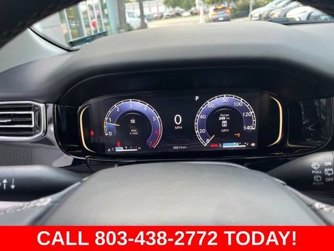 Used 2023 Jeep Wagoneer Series III w/ Premium Group I AWD/4WD image 24
