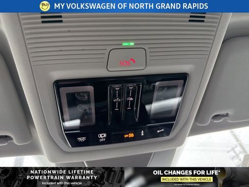 New 2026 Volkswagen Tiguan SE image 16