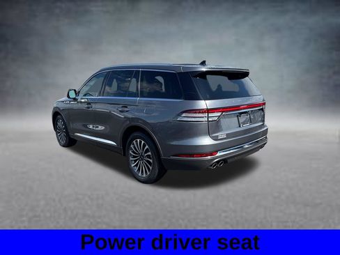 Used 2023 Lincoln Aviator AWD w/ Premium Package image 9