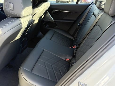 New 2026 BMW 530i image 28