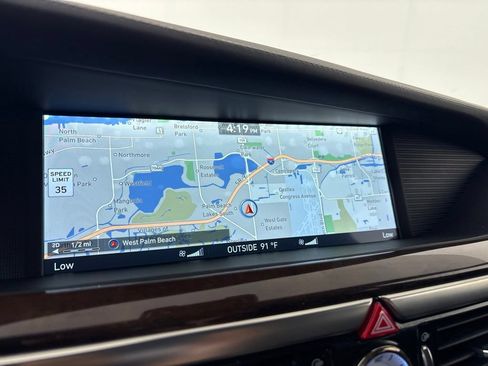 Used 2018 Genesis G90 3.3T Premium RWD image 31