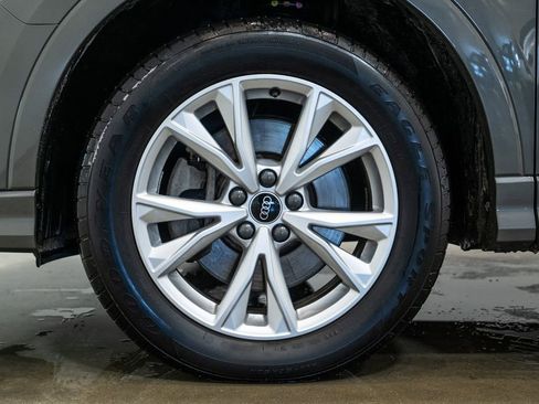 Used 2023 Audi Q3 2.0T Premium w/ Convenience Package image 8