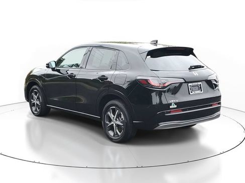 Used 2024 Honda HR-V EX-L image 3