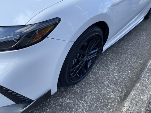 Certified 2025 Toyota Camry SE w/ Convenience Package FWD image 8