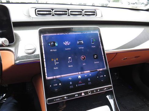 Used 2023 Mercedes-Benz S 500 4MATIC image 15