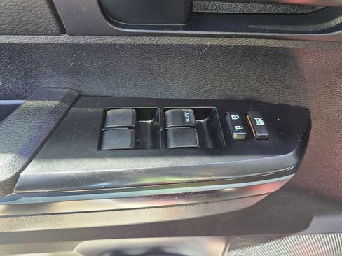 Used 2014 Toyota Tundra SR AWD/4WD image 12
