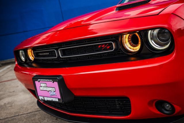 Used 2015 Dodge Challenger R/T w/ Quick Order Package 28B R/T RWD image 26