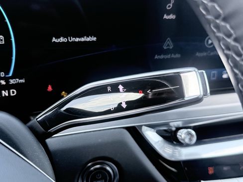 Used 2024 Cadillac Lyriq Luxury RWD image 68