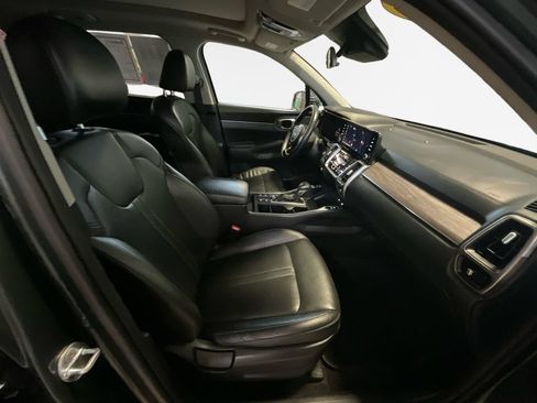 Certified 2023 Kia Sorento S w/ Panoramic Sunroof Package AWD/4WD image 26