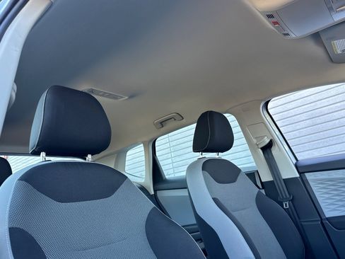 Used 2023 Volkswagen Taos S image 17