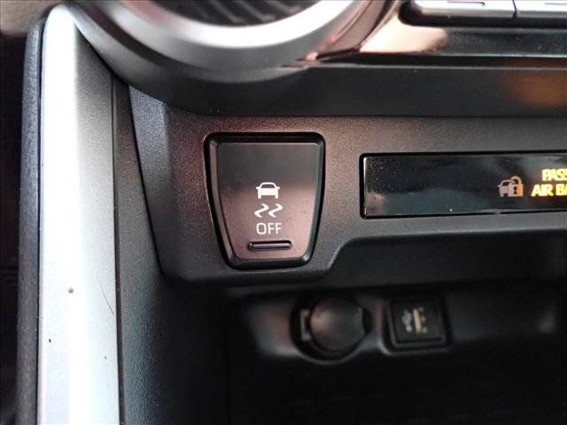 Certified 2025 Toyota RAV4 XLE w/ Convenience Package FWD image 20