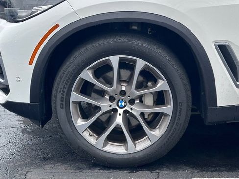 Used 2021 BMW X5 xDrive40i w/ Premium Package 2 image 12