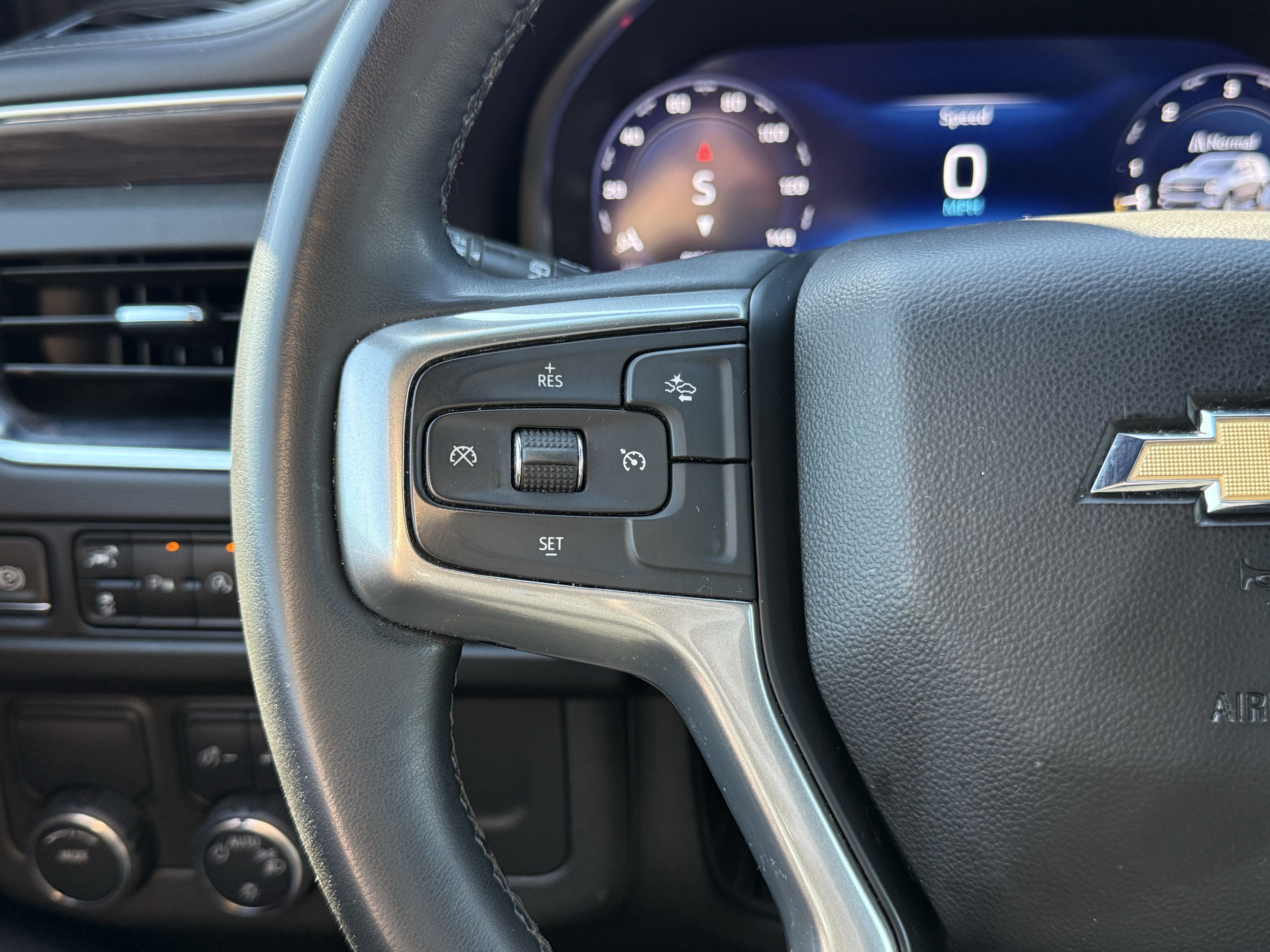 Used 2023 Chevrolet Tahoe LT RWD image 17