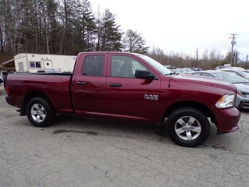 Used 2018 RAM 1500 Express image 11