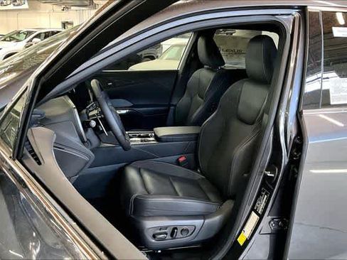 New 2026 Lexus RX 450h AWD image 9