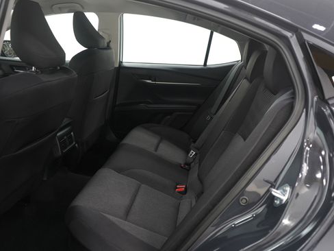 Used 2025 Toyota Camry LE image 12