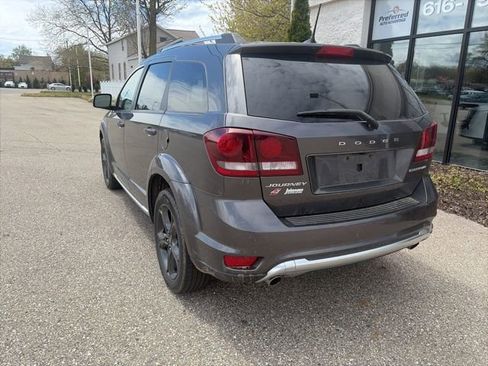 Used 2018 Dodge Journey Crossroad AWD/4WD image 3