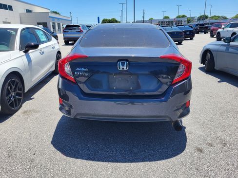 Used 2017 Honda Civic LX image 5