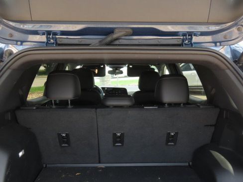 Used 2025 Chevrolet Equinox LT w/ Convenience Package II FWD image 12