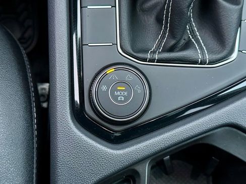 New 2026 Volkswagen Taos SE AWD/4WD image 29