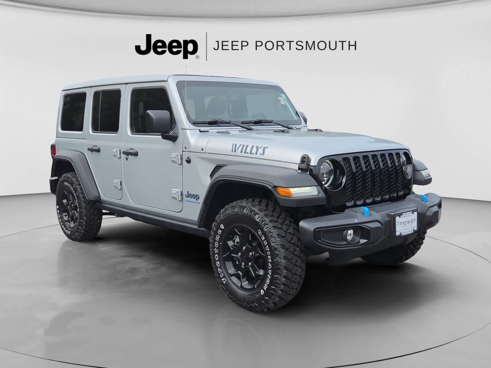 Used 2023 Jeep Wrangler Unlimited w/ Sun & Screen Package AWD/4WD image 1