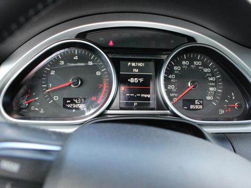 Used 2014 Audi Q7 3.0T Premium Plus w/ Premium Plus Package AWD/4WD image 31