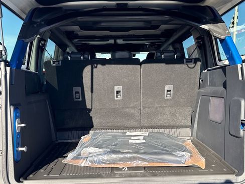 New 2025 Ford Bronco Raptor w/ Interior Carbon Fiber Pack image 7