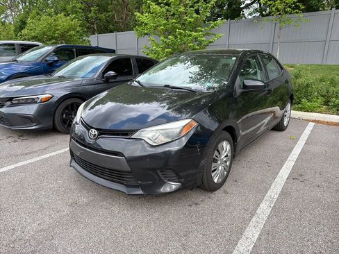 Used 2016 Toyota Corolla LE FWD image 4