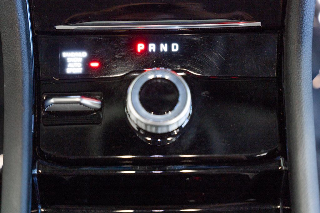 Certified 2023 Jeep Grand Cherokee Limited AWD/4WD image 28