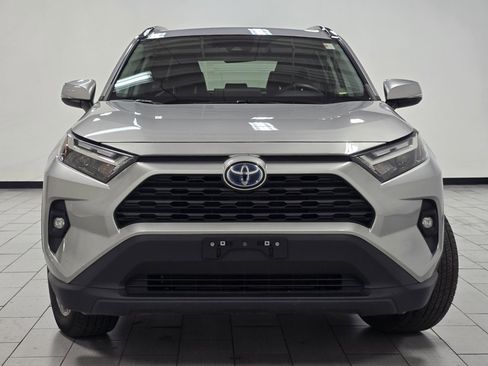Certified 2022 Toyota RAV4 XLE Premium AWD/4WD image 12