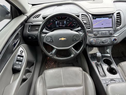 Used 2018 Chevrolet Impala Premier w/ Premier Confidence Package image 24