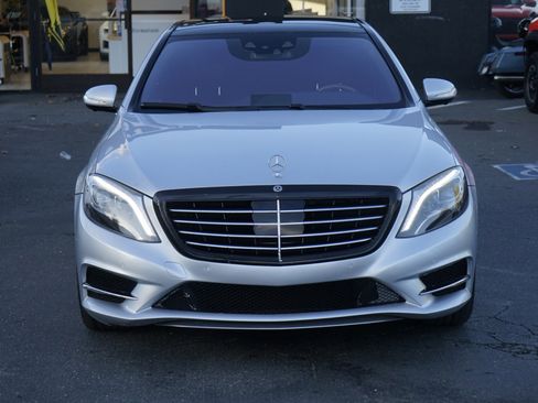 Used 2017 Mercedes-Benz S 550 Sedan image 4