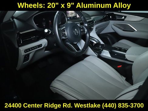 Used 2023 Acura MDX SH-AWD w/ Advance Package image 19
