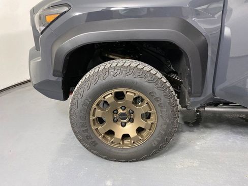 New 2025 Toyota Tacoma 4x4 Double Cab Hybrid image 29