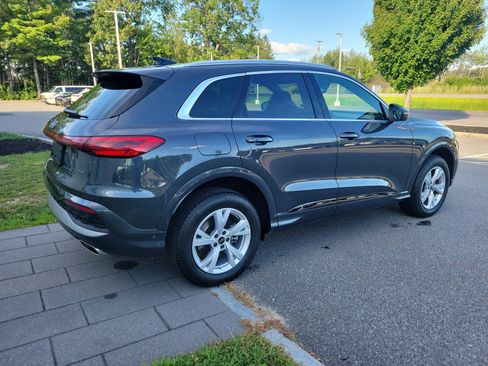 Used 2025 Audi Q5 Premium w/ Convenience Package AWD/4WD image 7