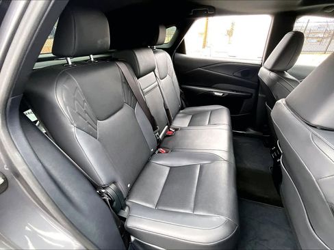 Used 2025 Lexus RX 350 Premium w/ Accessory Package (Z1) image 17