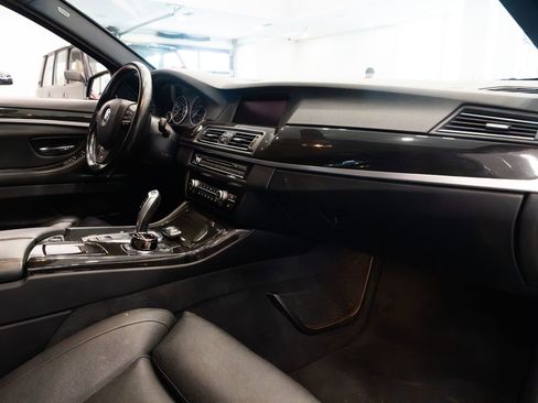 Used 2012 BMW 535i Sedan image 10